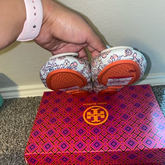 ❌Tory Burch SOLD❌ - Picture 6 of 11